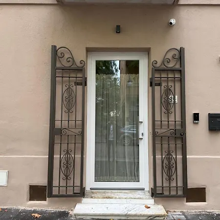 A Casa Di Gianni Couette-café 3*